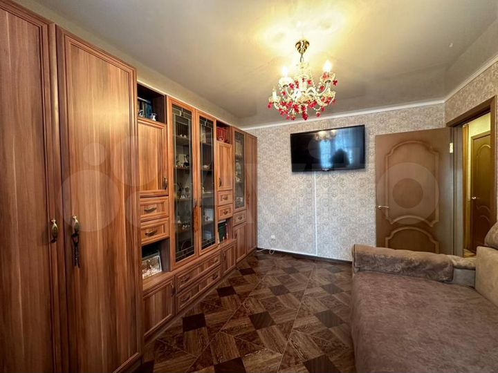 2-к. квартира, 40 м², 2/9 эт.