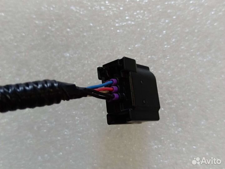 Camry 70 Фишка парктроника 6 с проводами Оригинал