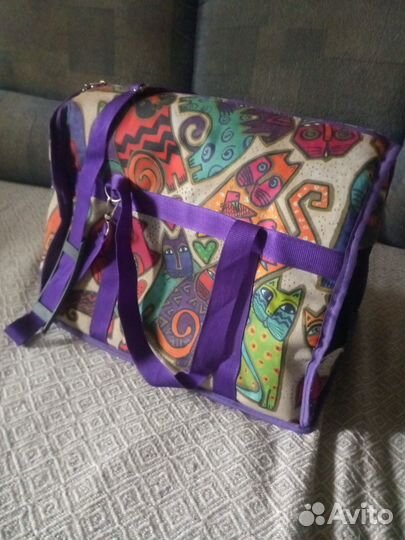 Переноска для собак и кошек