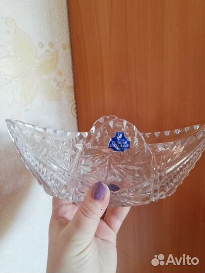 Две хрустальные вазы-ладьи