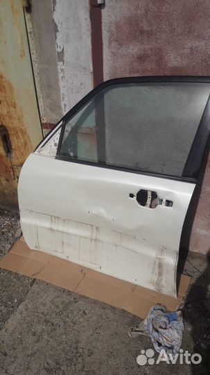Дверь передняя левая Митцубиси Паджеро 4