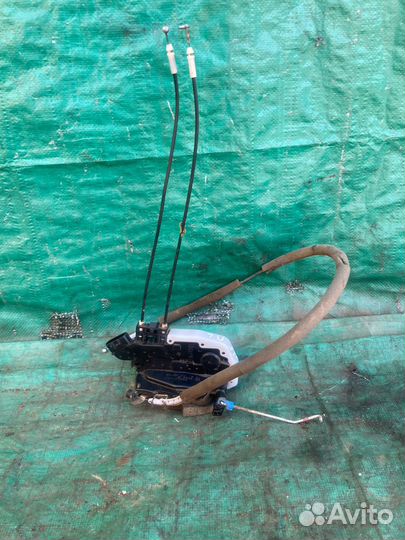 Замок двери передней левой Nissan Almera G15