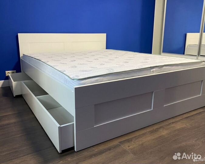 Кровать двуспальная IKEA