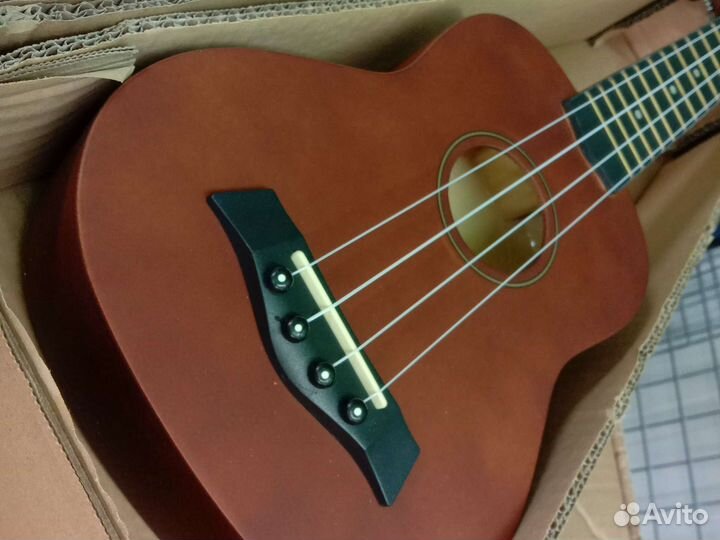 Гавайская гитара сопрано 21