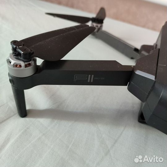 Квадрокоптер sjrc f11