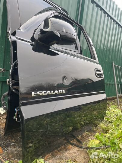 Запчасти Cadillac escalade 2