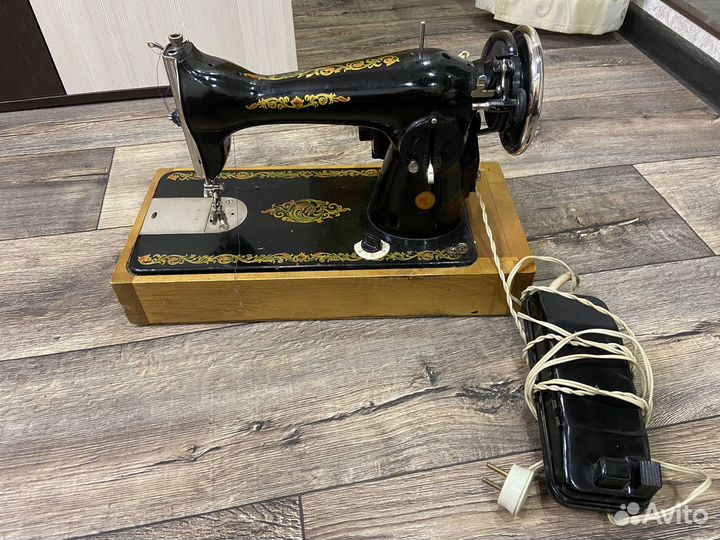 Швейная машинка