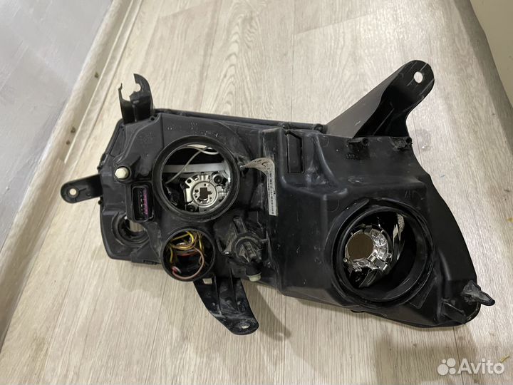 Фара левая LADA largus