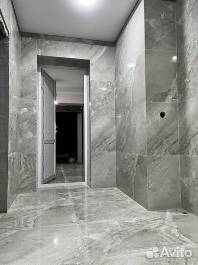 Плиточник кафельшик