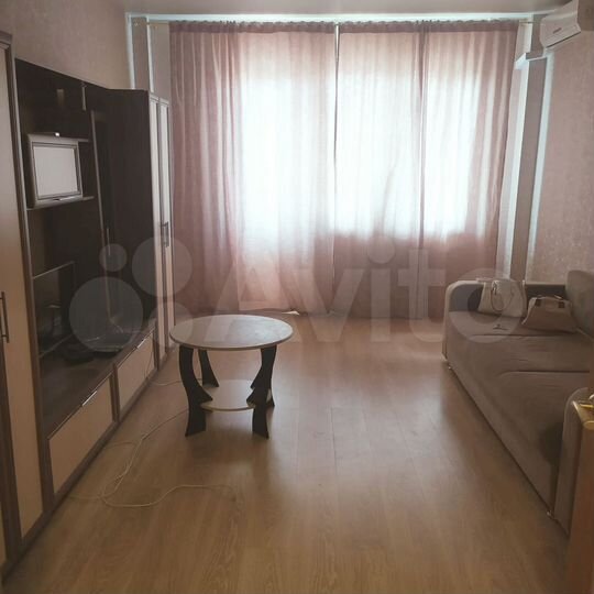 2-к. квартира, 67 м², 14/17 эт.