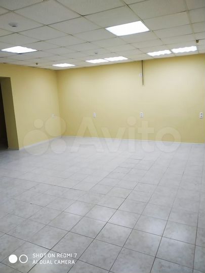 Торговая площадь, 60 м²