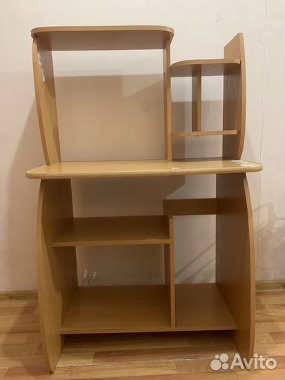 Стол компьютерный