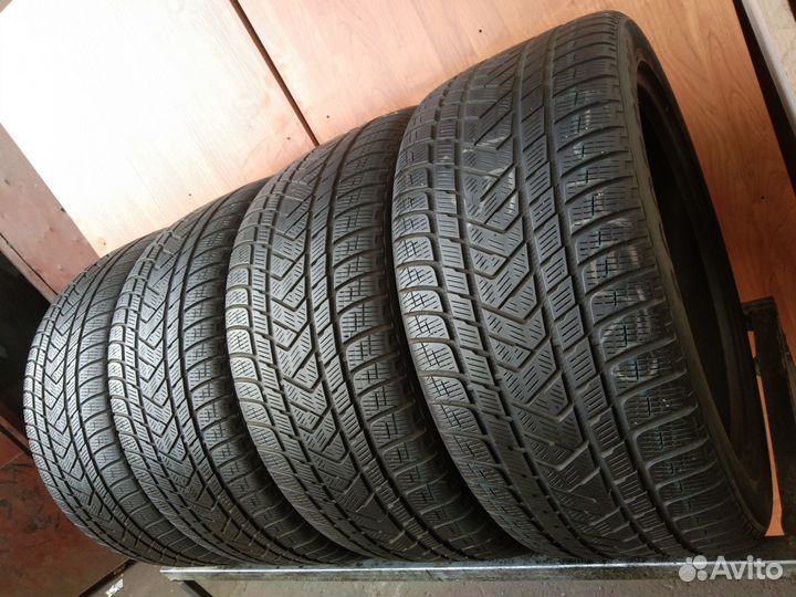 Pirelli Scorpion Winter 295/40 R20
