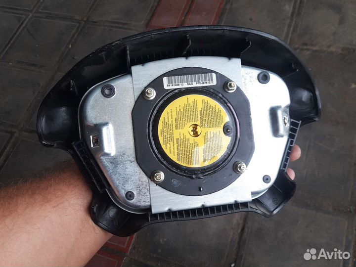 Подушка безопасности в руль Opel Vectra B