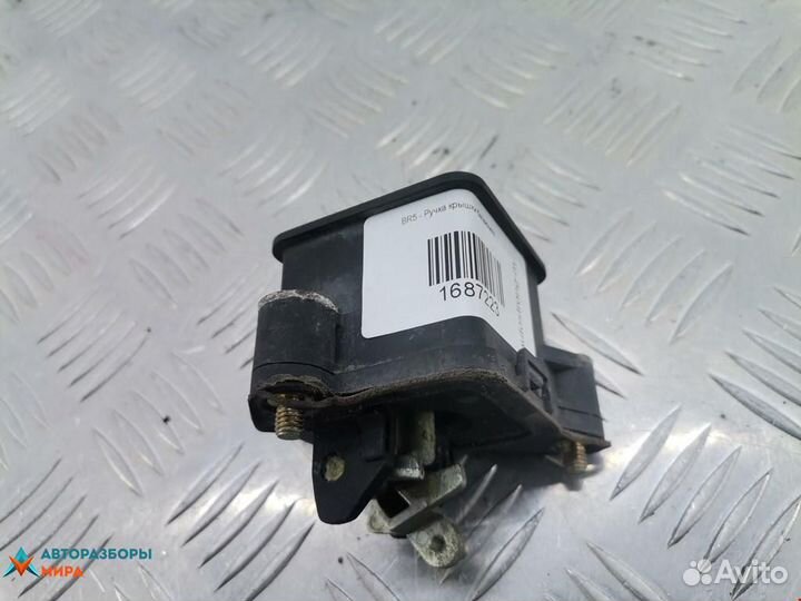 Ручка крышки багажника Volkswagen Passat B3 1991