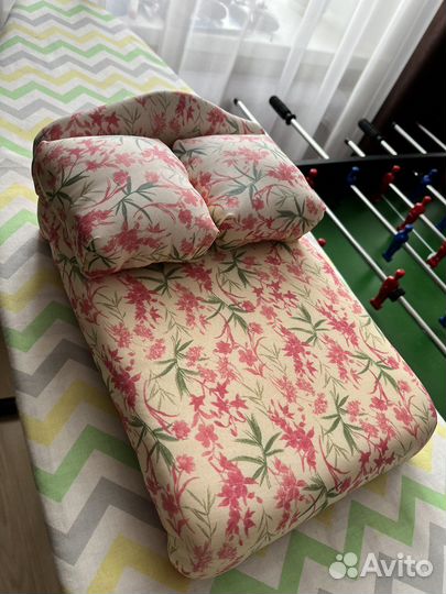 Детская кроватка для кукол