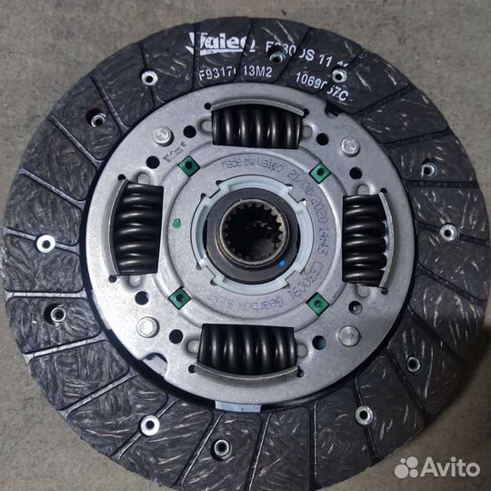 Диск сцепления Valeo