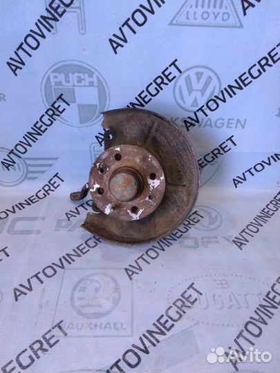 Кулак поворотный передний правый Ваз 2107 2010