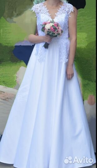 Свадебное платье 44 46 бу