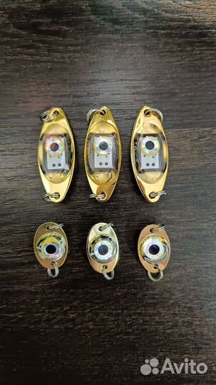 Блесна мигающая светодиодная триколор