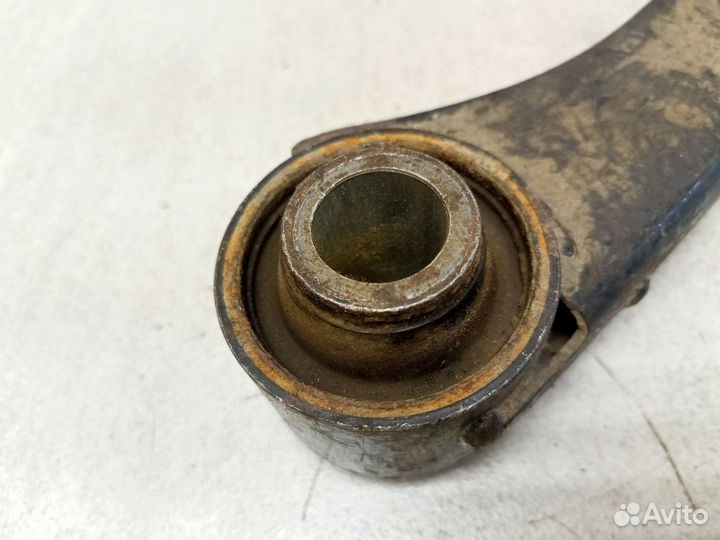 Рычаг задний продольный правый