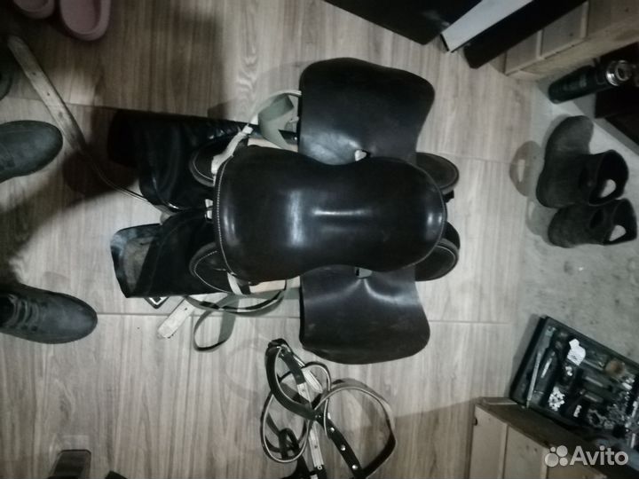 Седло для лошади