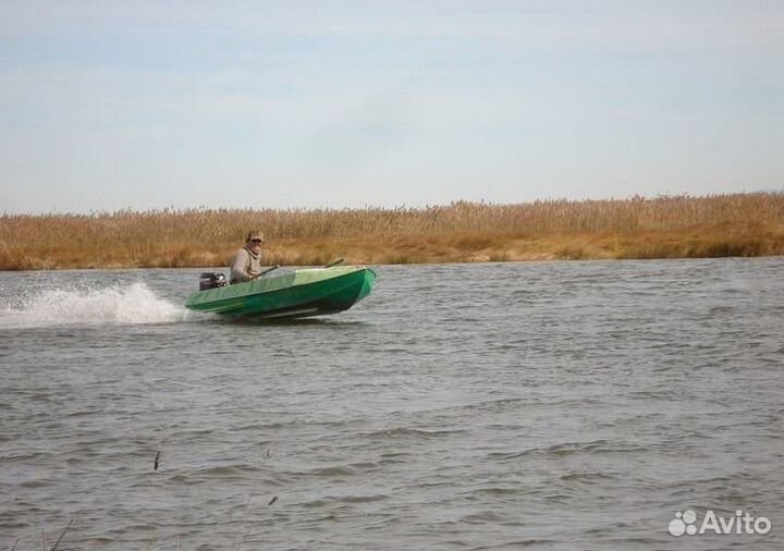 Новая алюминиевая лодка Романтика-Н 3.5м.,с булями