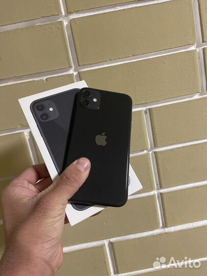 iPhone 11, 64 ГБ