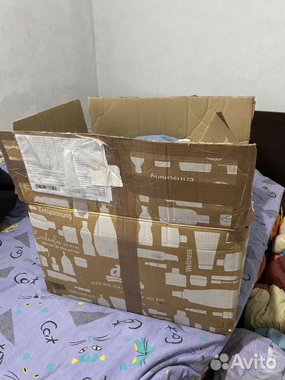 Детские вещи коробкой