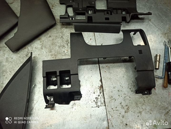 Накладка торпедо Toyota Land Cruiser 200