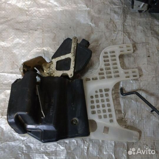 Замок двери Hyundai Tucson 1