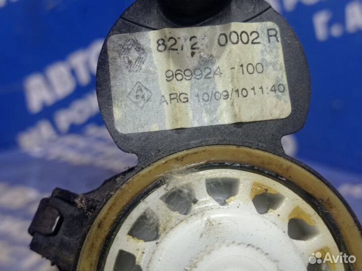 Ручка стеклоподъёмника Renault Fluence 1 седан