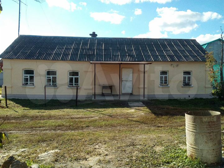 Дом 33 м² на участке 40 сот.