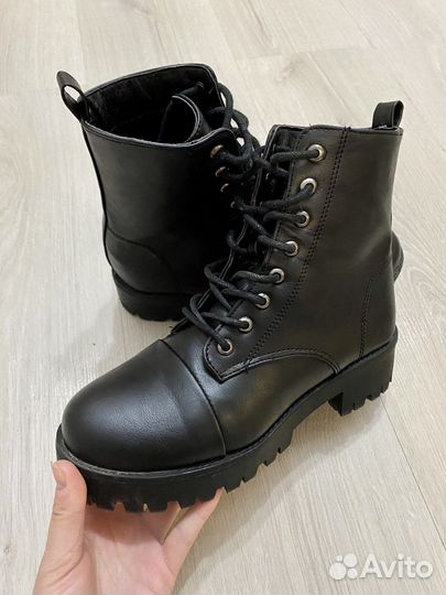 Ботинки женские