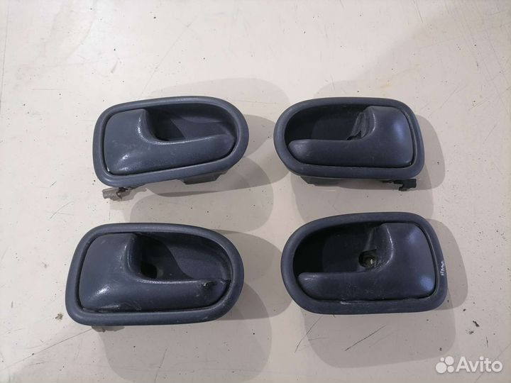 Ручка открыти двери Mazda 323 BA