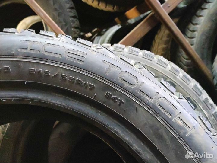 Dunlop Ice Touch 215/55 R17