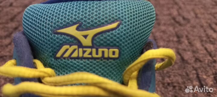 Волейбольные кроссовки mizuno wave tornado x