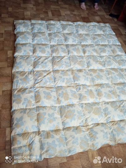 Одеяло пуховое