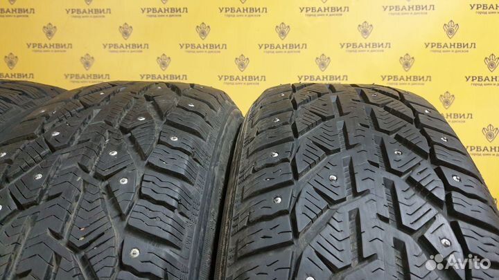 Tigar Ice 215/55 R17 98T