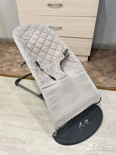 Шезлонг детский babybjorn