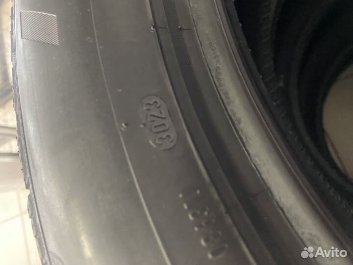 Pirelli Ice Zero FR 235/55 R19 105H