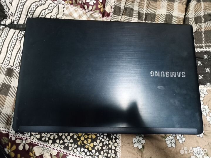 Ноутбук samsung NP470R5E