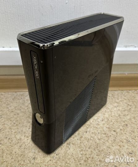 Xbox 360 slim прошитый freeboot 250 gb