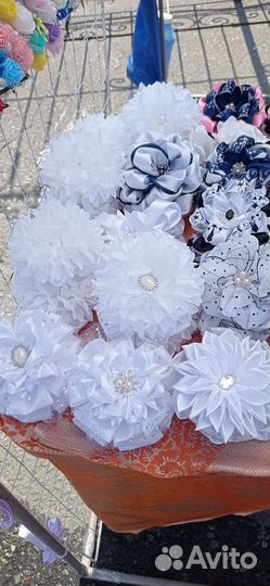 Школьные банты