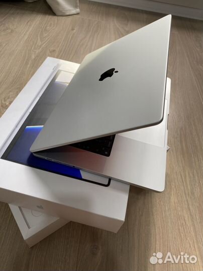 MacBook Pro 16-inch. M1 2021. 32/512 GB. Ростест