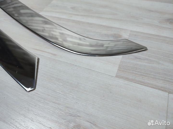 Реснички на фары Volkswagen T6.1 2020+ (нержавейка