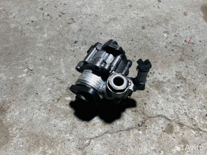 Насос гидроусилителя руля Audi A6 C6/4F 3.2 AUK