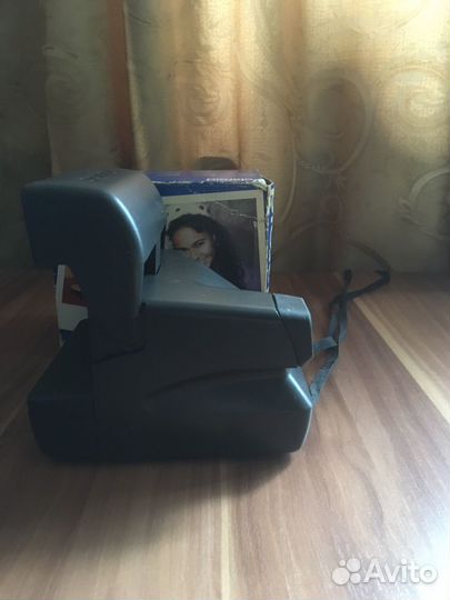 Плёночный фотоаппарат Polaroid 636