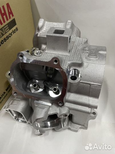 Головка блока цилиндра Yamaha 2BG-11102-00-00