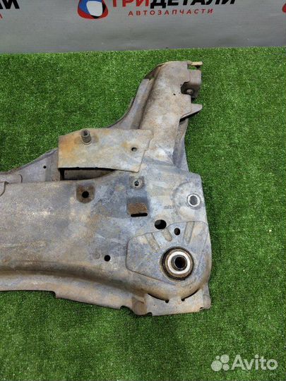 Балка подвески передняя Renault Megane универсал